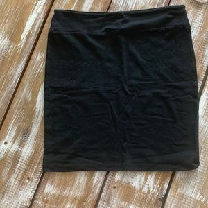 Pencil black skirt